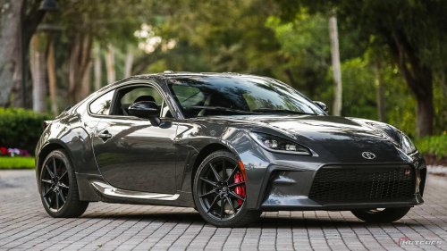 2026 Toyota GR86 vs Mazda MX-5 Miata: Which sports car delivers more value?