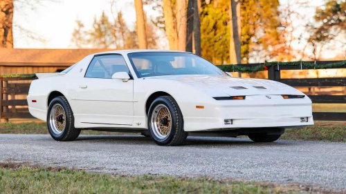 This Classic Muscle Car Could Outrun Modern Performance Cars