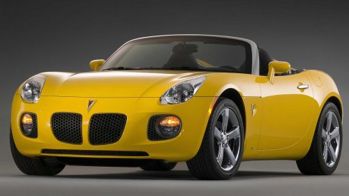 5 forgotten sports cars from the 2000s that are a steal right now