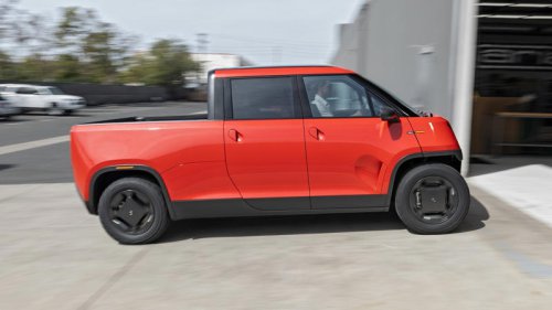 Riding in America’s Tiniest All-Electric Truck: The Telo MT1