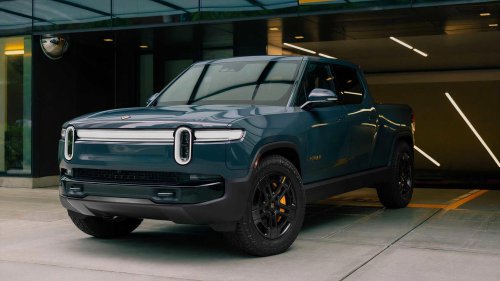 10 pickups and SUVs that can smoke sports cars off the line