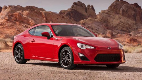 Scion | Nissan | Scion FR-S vs. Nissan 350Z: A used sports car budget showdown
