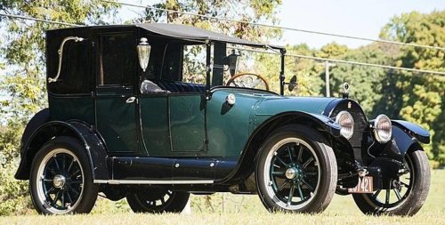 Citroën, ¿Por qué los pedales del coche están dispuestos así? La lógica tras el orden del embrague, freno y acelerador