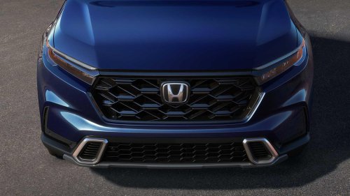 Forget the Honda CR-V hybrid — this three-row hybrid gives you more space for the same money