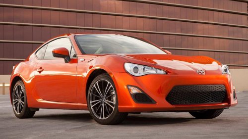 Scion | Nissan | Scion FR-S vs. Nissan 350Z: A used sports car budget showdown