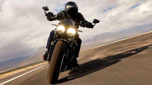 The power cruiser that combines Japanese dependability with American road presence