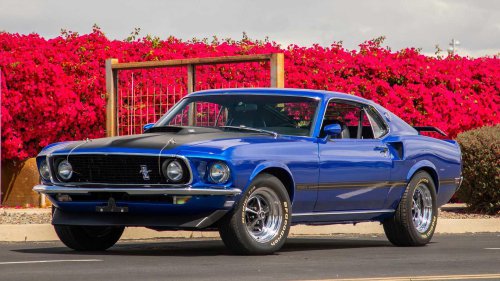 How A Rogue Ford Dealer Sparked The 428 Cobra Jet Revolution