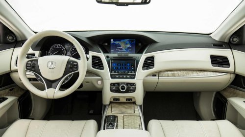 10 luxury cars that don’t collapse in value 5 years later