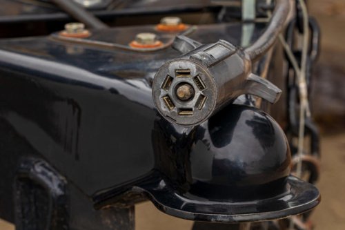 Don’t Pay a Mechanic For These 14 Car Repairs You Can DIY