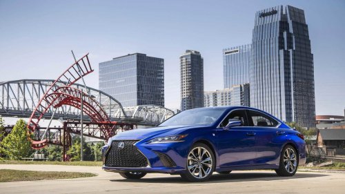 The used executive car that feels brand new for $30K