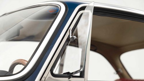 10 Incredibly Useful Classic Car Features We Want Back In Modern Cars