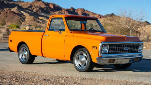 10 Incredibly Useful Classic Car Features We Want Back In Modern Cars