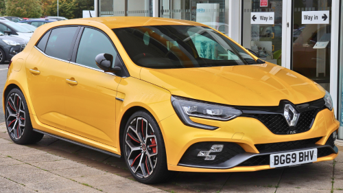 10 compact cars that surprised everyone with their speed