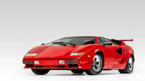Lamborghini, Lamborghini sold a 180-mph wedge with no driver aids