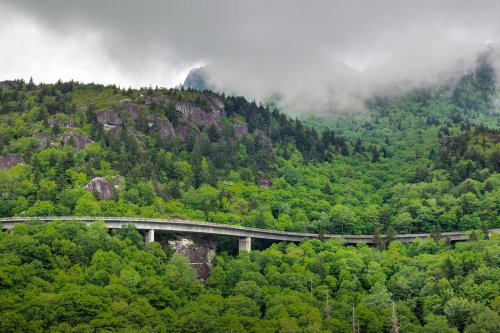 This Floating Road Along North Carolina’s Grandfather Mountain Required Engineers to Reinvent How Roads Are Built