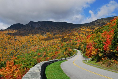 This Floating Road Along North Carolina’s Grandfather Mountain Required Engineers to Reinvent How Roads Are Built