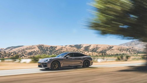 7 sedans that can beat a Corvette in a quarter mile