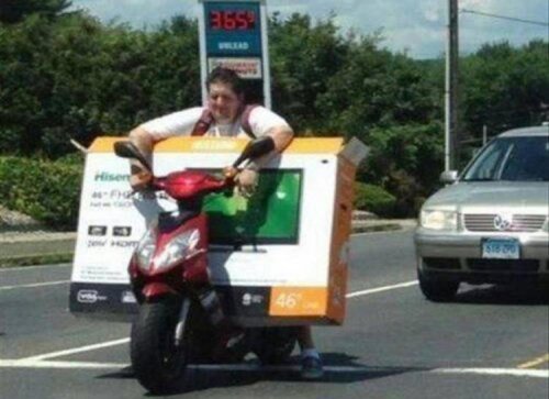 27 Questionable Car Moments That We Want No Part Of