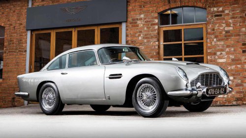 10 Cars In Movies That Became Pop-Culture Icons