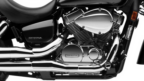 The cruiser that delivers big-twin vibes without big-twin problems