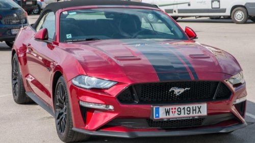 10 Cars With The Worst Paint Quality &amp; 10 With The Best