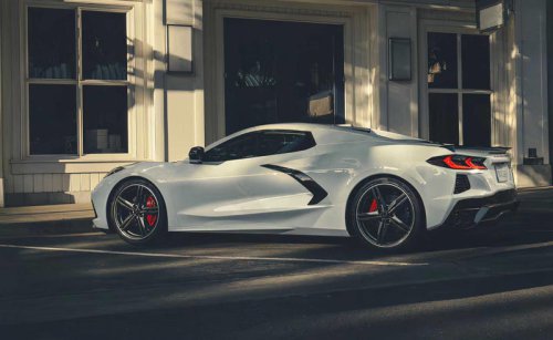 These 10 Upgrades Make The 2025 C8 Corvette Worth Every Dollar