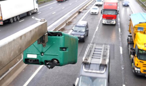 ¿Qué significa la señal con rombo blanco? Puede costarte una multa de 200 euros esta Semana Santa
