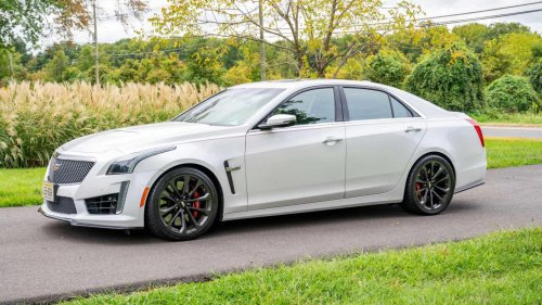 4-Door Muscle Cars: Ten Cars That Tick The Boxes