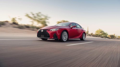 10 cars that deserved a manual transmission