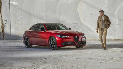 10 cars that deserved a manual transmission