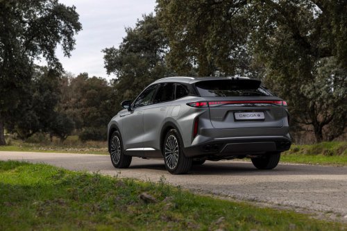 Tesla | China prohibirá esta fórmula usada en los Tesla y otros coches eléctricos en 2027