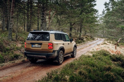 Toyota, Toyota Land Cruiser, El truco que permite a Toyota bajar muchísimo el precio de su Land Cruiser