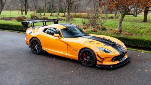 The Dodge Viper 0-60 time isn't the only reason it still returns a six-figure price tag