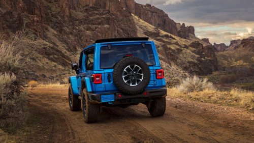 The Jeep Wrangler hasn’t lost its V6 — but it’s no longer the heart of the lineup