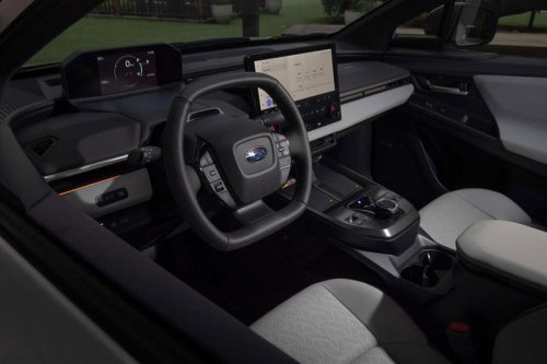 地味な電気SUV？いや、これは「本気のスバル」だ！ソルテラが見せた電動時代の反撃