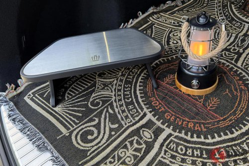 快適に「車中泊」出来た？ トヨタ新型「クラウンエステート」自慢の空間を体感！ 拡張ボードの使い勝手は？ 熟睡出来た？