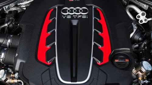 The Audi RS7 560-hp hatchback is an ideal family car for $55k