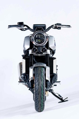 ホンダ「CB1000Fコンセプト」徹底チェック！ CBらしさあふれるスタイルで現代に蘇った“最強のF”