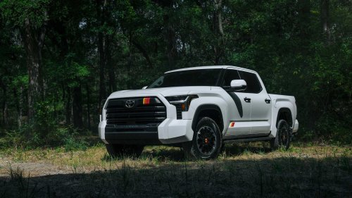 Toyota, How Toyota's dynamic force V6 compares to the V8 it replaced