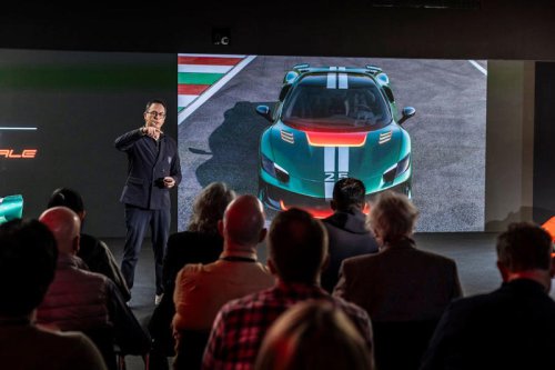 噂の新型モデル、フェラーリ296スペチアーレがついに登場！ デリバリーは2026年春 価格は約6500万円