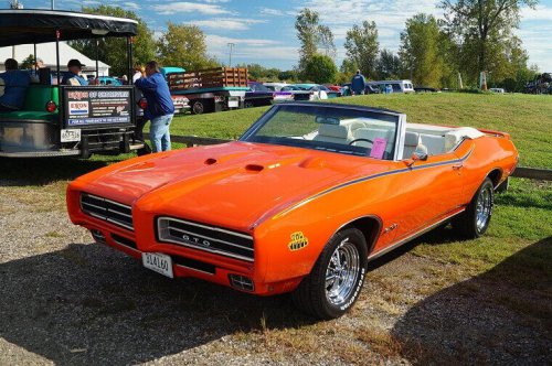 Classic Muscle Cars That Would Still Smoke Modern Sports Cars