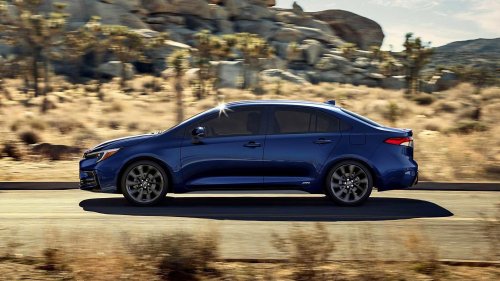 Toyota, Toyota Corolla, How much the 2025 Toyota Corolla lost in value in just one year