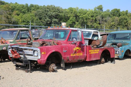 More Junkyard discoveries from French Lake Auto Parts, Annandale, Minnesota