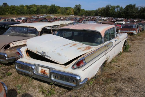 More Junkyard discoveries from French Lake Auto Parts, Annandale, Minnesota
