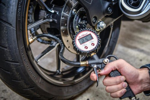 冬の間にバイクに乗ってなかった人は必見！ 走り出す前に『この7箇所』だけはチェックして！【バイク初心者おすすめ知識学 on スズキのバイク！】