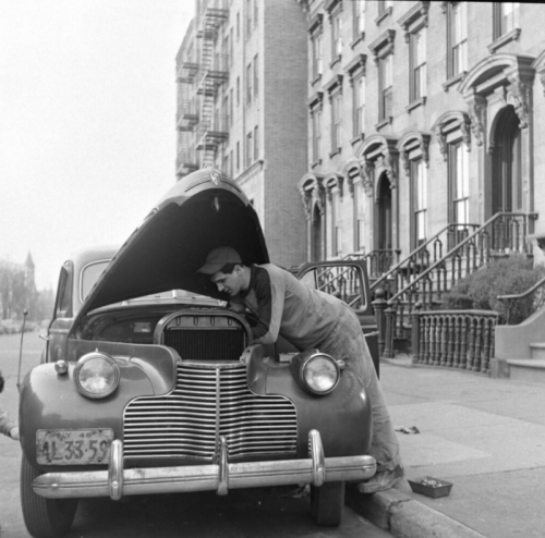 15 Gritty Photos of Mechanics That Are Pure Old-School Cool