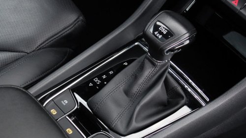 Your Car's VIN Can Help Identify Its Transmission - Here's How