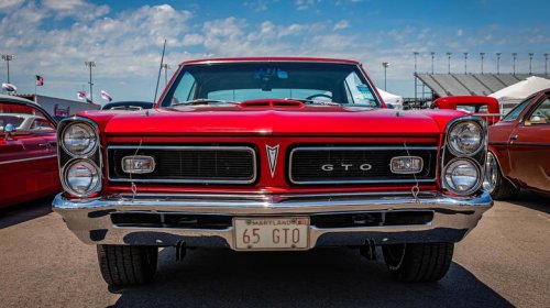 Which Engines Powered The Pontiac LeMans, And How Much HP Did They Produce?