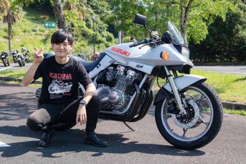400カタナからステップアップ！ 26歳のオーナーは『GSX1100S KATANA』でカタナミーティング初参戦！【SUZUKI HEROES！／スズキ乗り突撃インタビューFile／KATANA MEETING 2024編 ⑥】