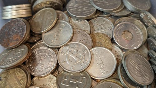 How to Make Money on a Pinball Machine Rescued from the Car Graveyard